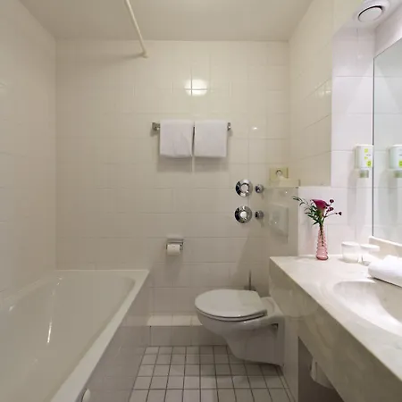 Achat In Der Pfalz מלון