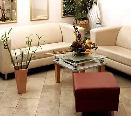 Achat In Der Pfalz 3*