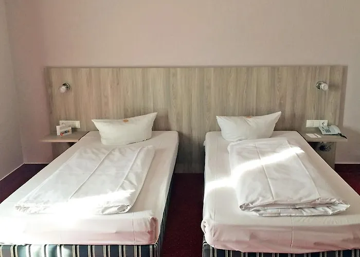 Achat In Der Pfalz Hotel 3*